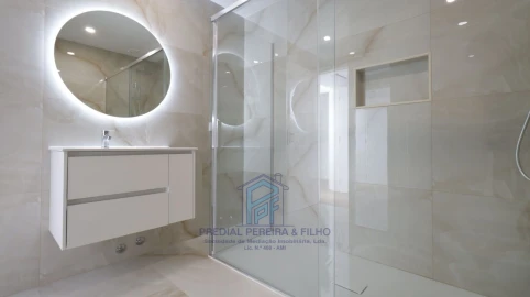 Moradia T3 para Venda em Grilo