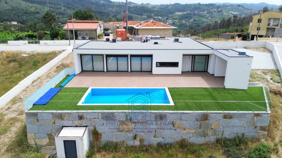 Moradia T3 para Venda em Grilo Foto 12