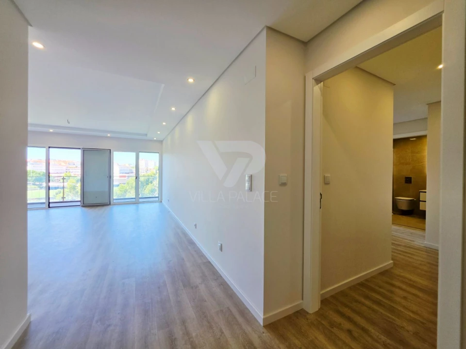 Apartamento T3 para Venda em Carcavelos e Parede Foto 2