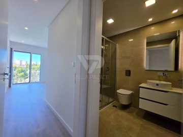 Apartamento T3 para Venda em Carcavelos e Parede