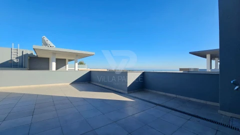 Apartamento T3 para Venda em Carcavelos e Parede