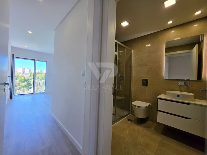 Apartamento T3 para Venda em Carcavelos e Parede Foto 12
