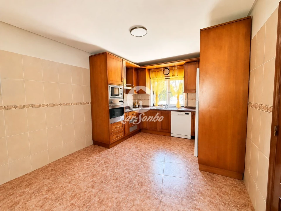 Moradia T3 para Venda em Antas Foto 4