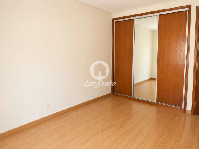 Moradia T3 para Venda em Antas Foto 18
