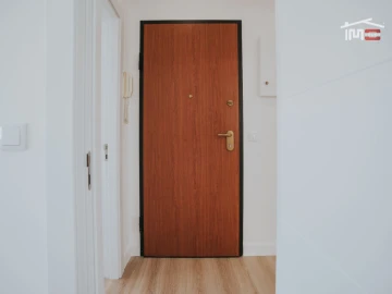 Apartamento T2 para Venda em Agualva e Mira-Sintra