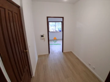 Apartamento T2 para Venda em Baguim do Monte (Rio Tinto)