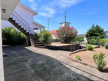 Moradia T4 para Venda em Sambade