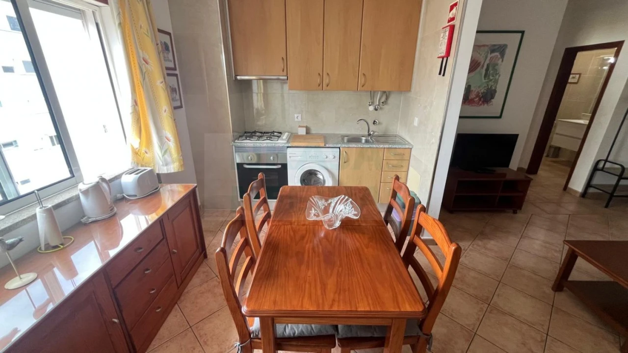 Apartamento T1 para Venda em Portimão Foto 8