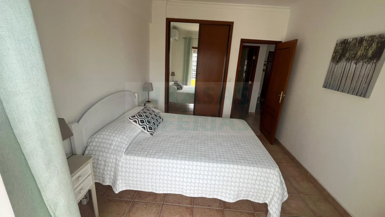 Apartamento T1 para Venda em Portimão Foto 10