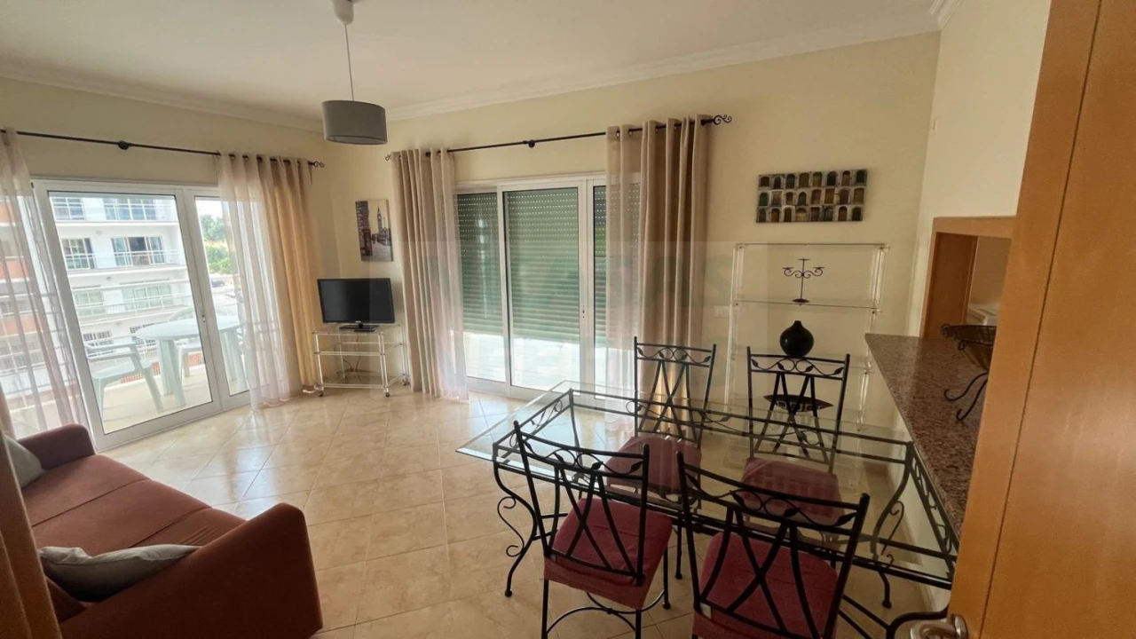 Apartamento T1 para Venda em Portimão Foto 7