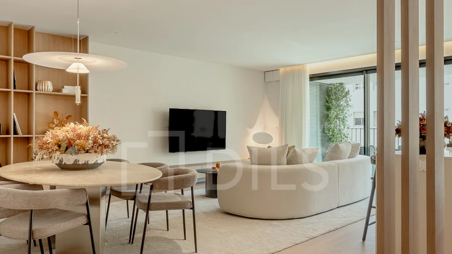 Apartamento T4 para Venda em Oeiras e São Julião da Barra, Paço de Arcos e Caxias