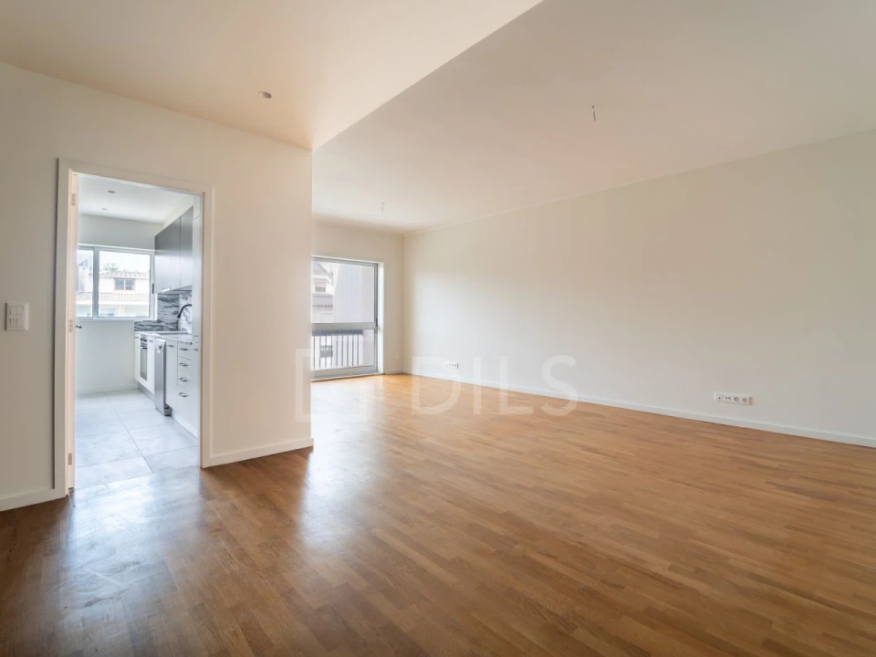 Apartamento T4 para Arrendamento em Aldoar, Foz do Douro e Nevogilde Foto 16