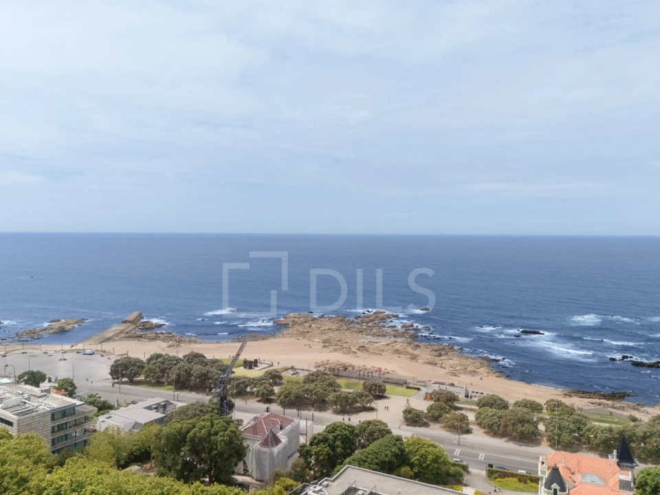 Apartamento T4 para Arrendamento em Aldoar, Foz do Douro e Nevogilde Foto 36