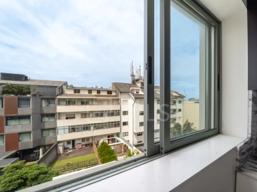Apartamento T4 para Arrendamento em Aldoar, Foz do Douro e Nevogilde