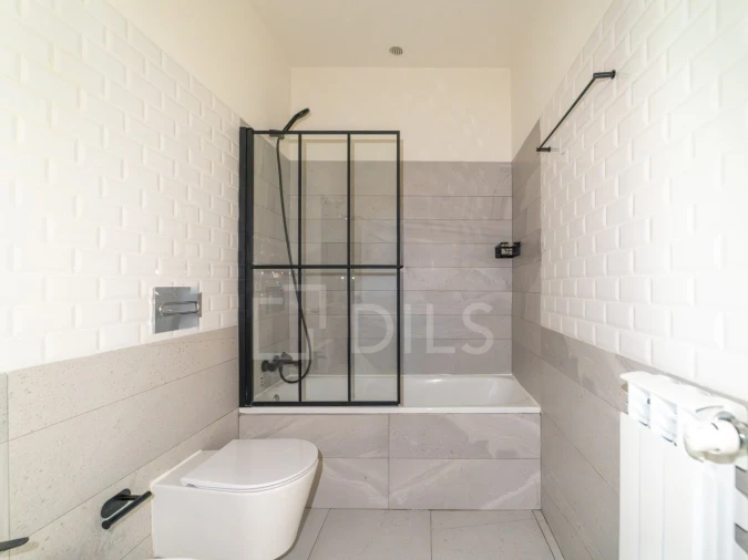 Apartamento T4 para Arrendamento em Aldoar, Foz do Douro e Nevogilde Foto 24