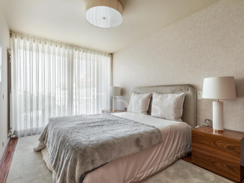 Apartamento T2 para Venda em Lordelo do Ouro e Massarelos Foto 6