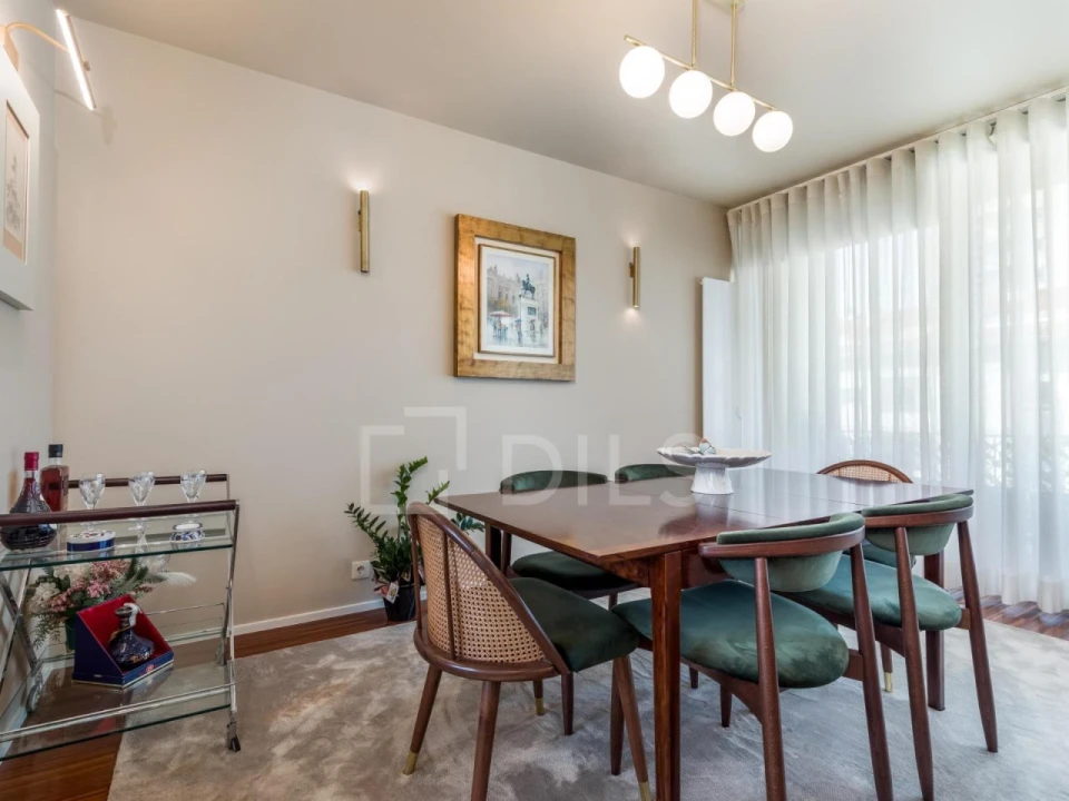 Apartamento T2 para Venda em Lordelo do Ouro e Massarelos Foto 3