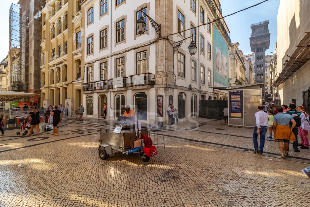 Apartamento T2 para Venda em Santa Maria Maior Foto 20