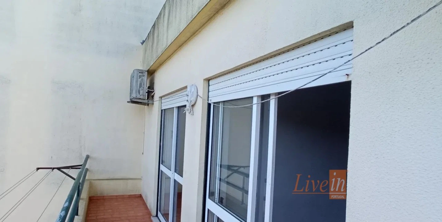 Apartamento T2 para Venda em Malveira e São Miguel de Alcainça Foto 4