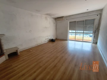 Apartamento T2 para Venda em Malveira e São Miguel de Alcainça