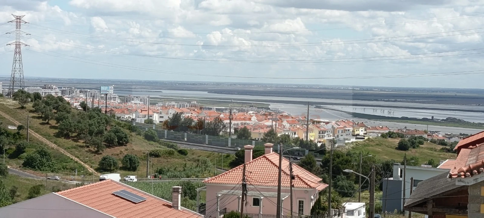 Moradia T6 para Venda em Santa Iria de Azoia, São João da Talha e Bobadela Foto 5