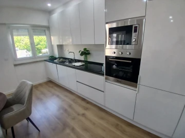 Apartamento T3 para Venda em Benfica