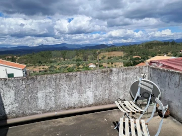 Moradia T2 para Venda em Salgueiro do Campo