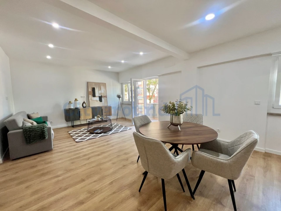 Apartamento T3 para Venda em Benfica Foto 4