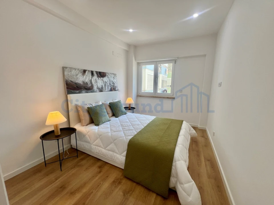 Apartamento T3 para Venda em Benfica Foto 9
