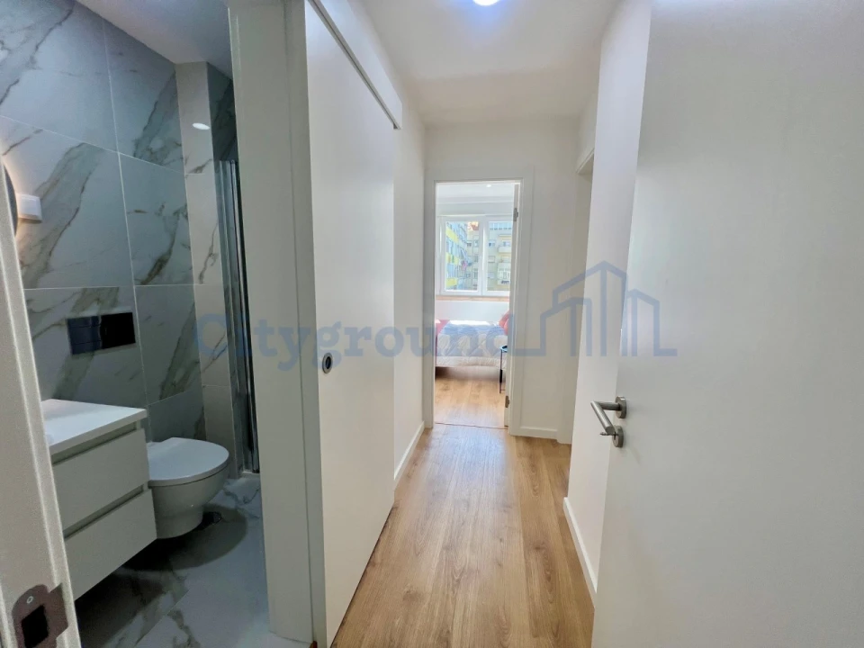 Apartamento T3 para Venda em Benfica Foto 12