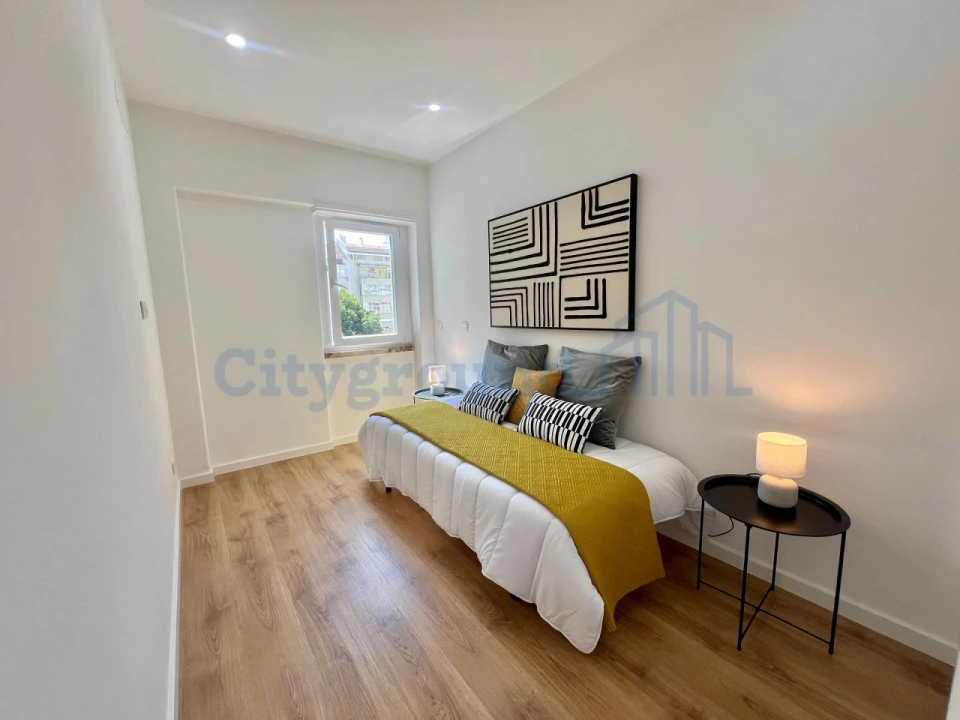 Apartamento T3 para Venda em Benfica Foto 17