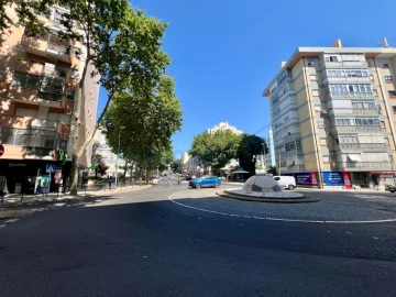 Apartamento T3 para Venda em Benfica