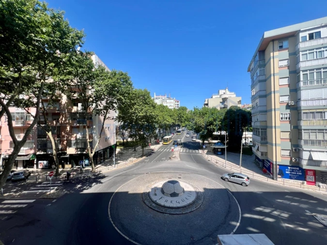 Apartamento T3 para Venda em Benfica Foto 22