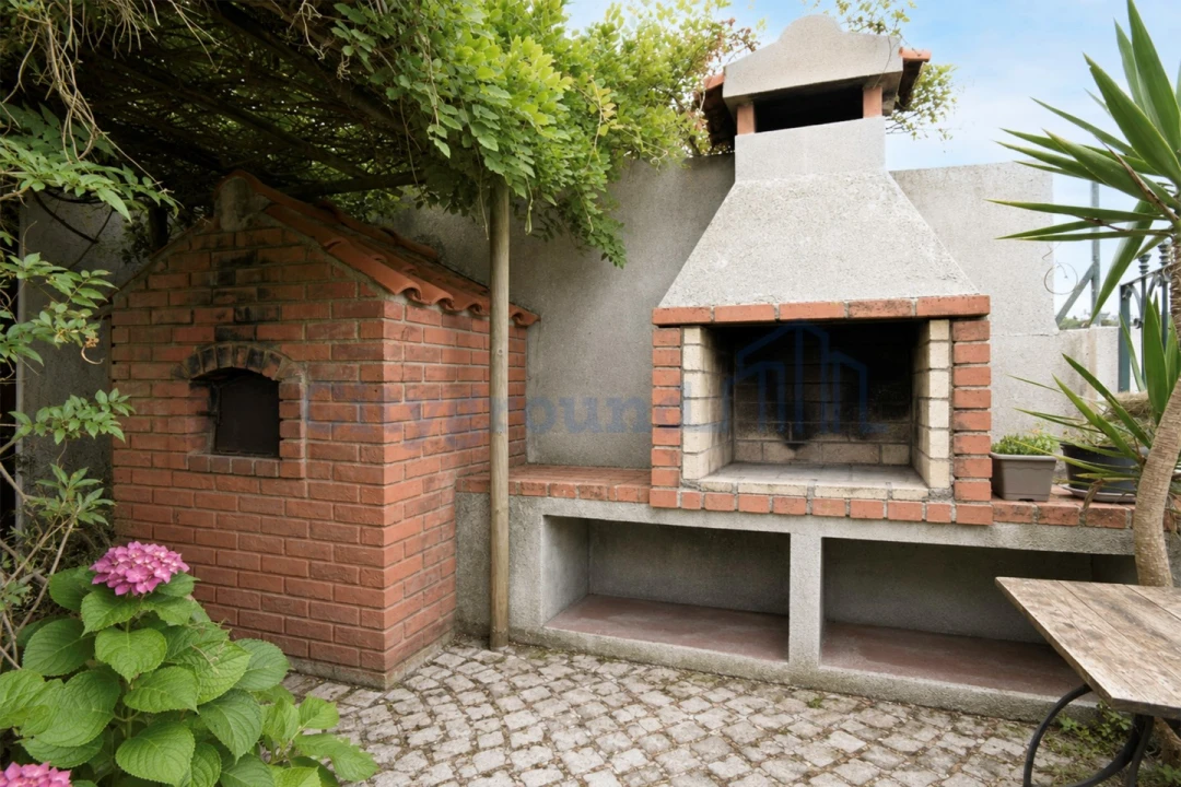 Apartamento T2 para Venda em Foz do Arelho Foto 23