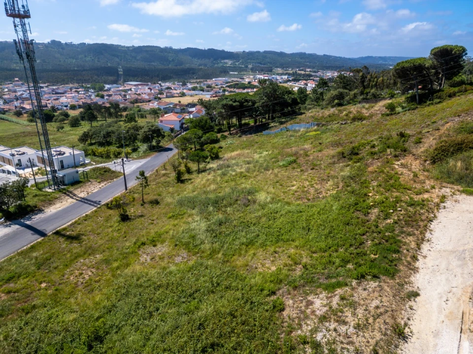 Terreno para Venda em Famalicão Foto 1