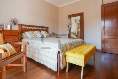 Moradia T5 para Venda em Palmela
