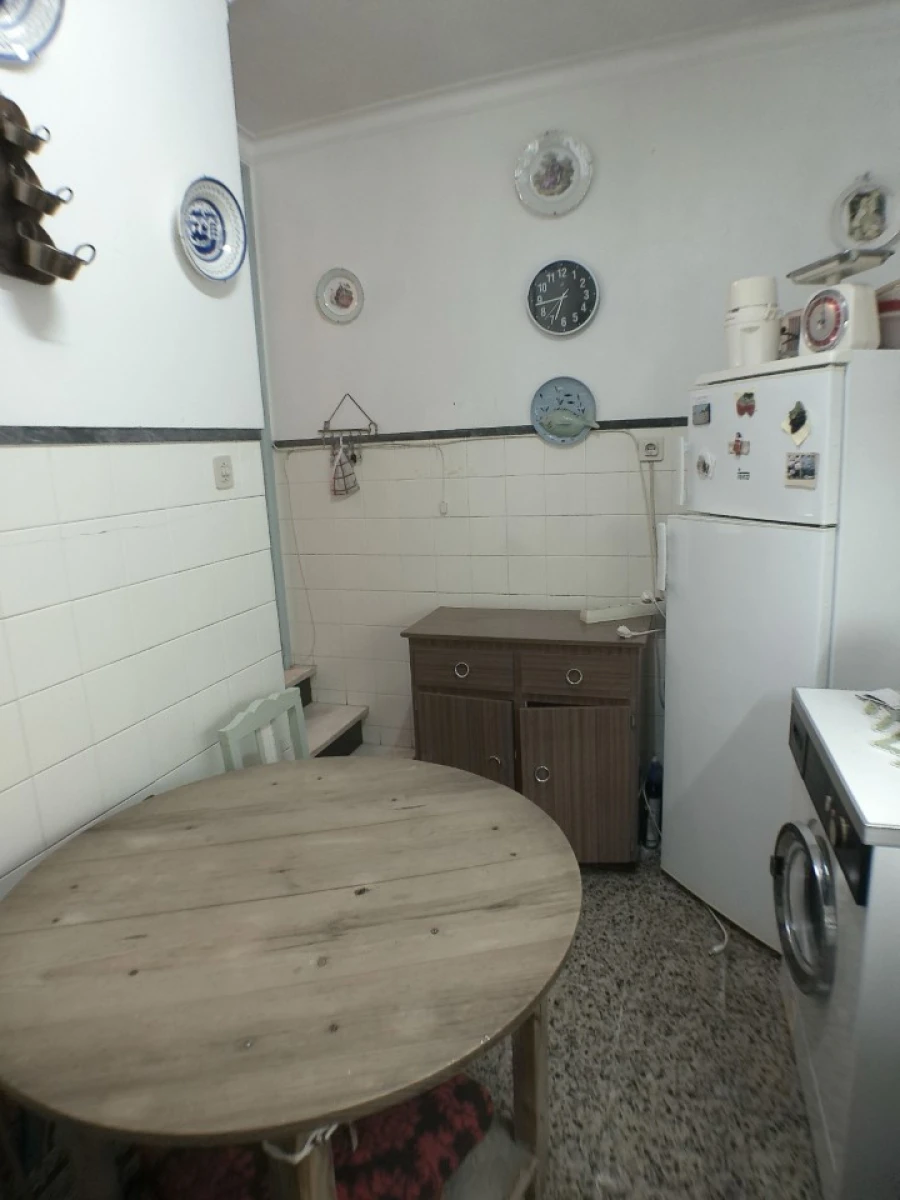 Moradia T2 para Venda em Sé e São Lourenço Foto 9
