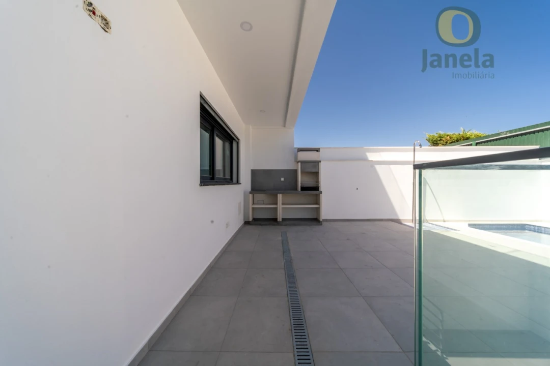 Moradia T3 para Venda em Montenegro Foto 10
