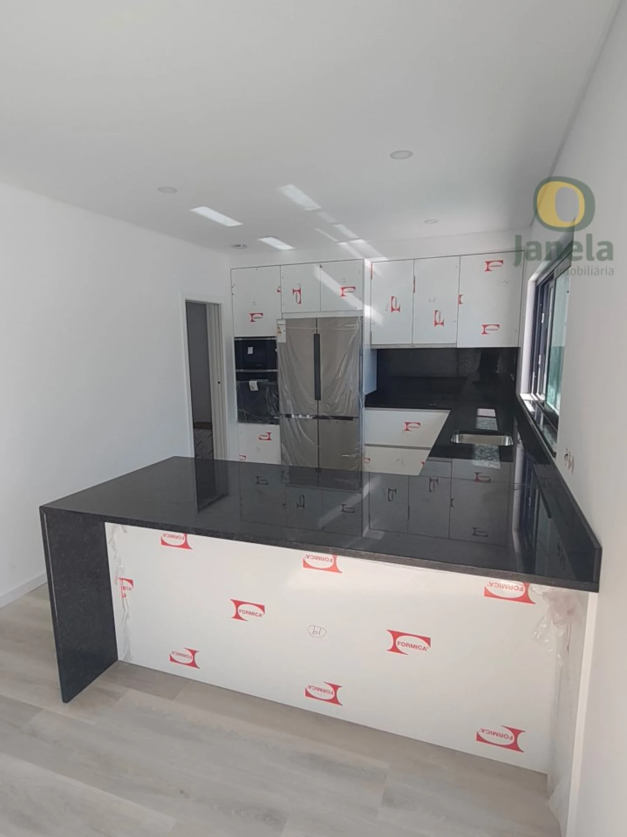Moradia T3 para Venda em Montenegro Foto 36