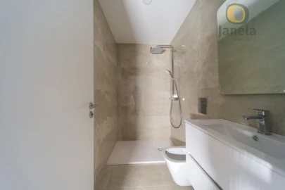 Moradia T3 para Venda em Montenegro