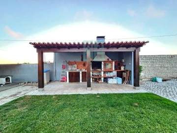 Moradia T4 para Venda em Serra D'El-Rei