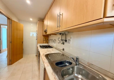 Apartamento T2 para Venda em Sesimbra (Santiago)