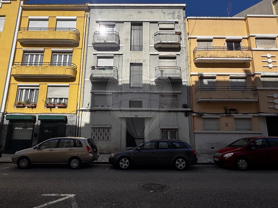 Apartamento T3 para Venda em São Domingos de Benfica Foto 22