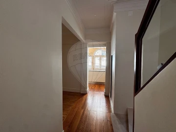 Apartamento T3 para Venda em São Domingos de Benfica