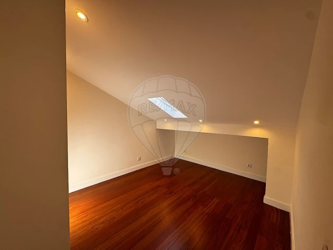 Apartamento T3 para Venda em São Domingos de Benfica Foto 12