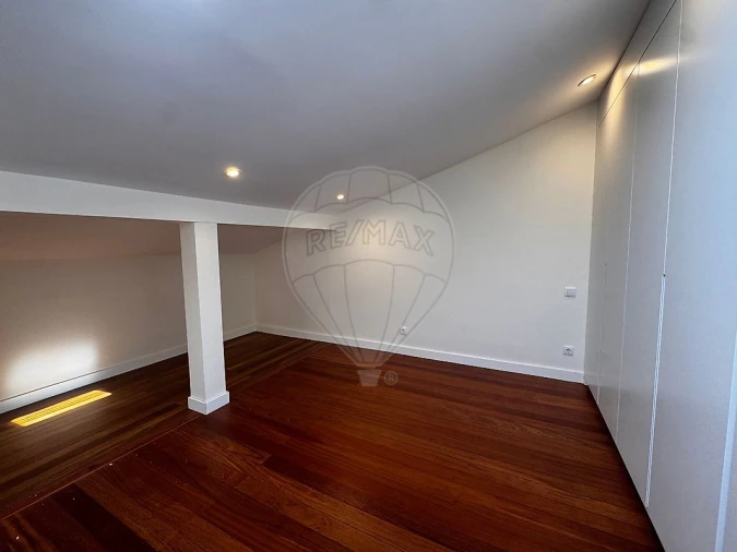 Apartamento T3 para Venda em São Domingos de Benfica Foto 19