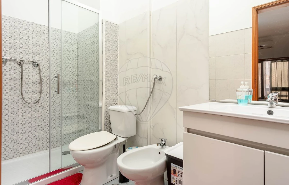 Apartamento T3 para Venda em Amora Foto 10