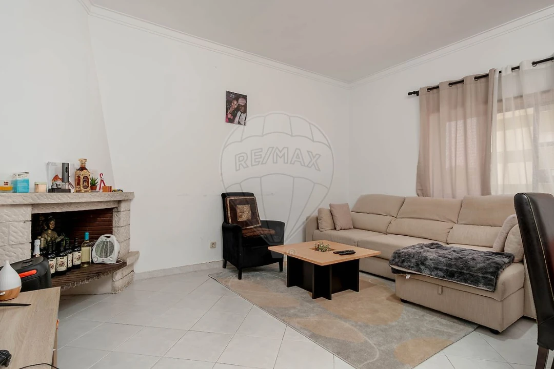 Apartamento T3 para Venda em Amora Foto 6