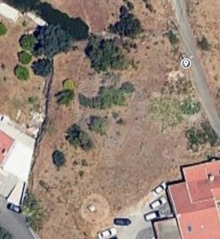 Terreno para Venda em Santo Antão e São Julião do Tojal Foto 4