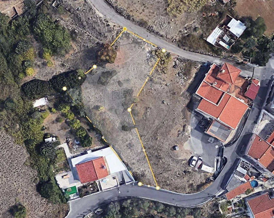 Terreno para Venda em Santo Antão e São Julião do Tojal Foto 1